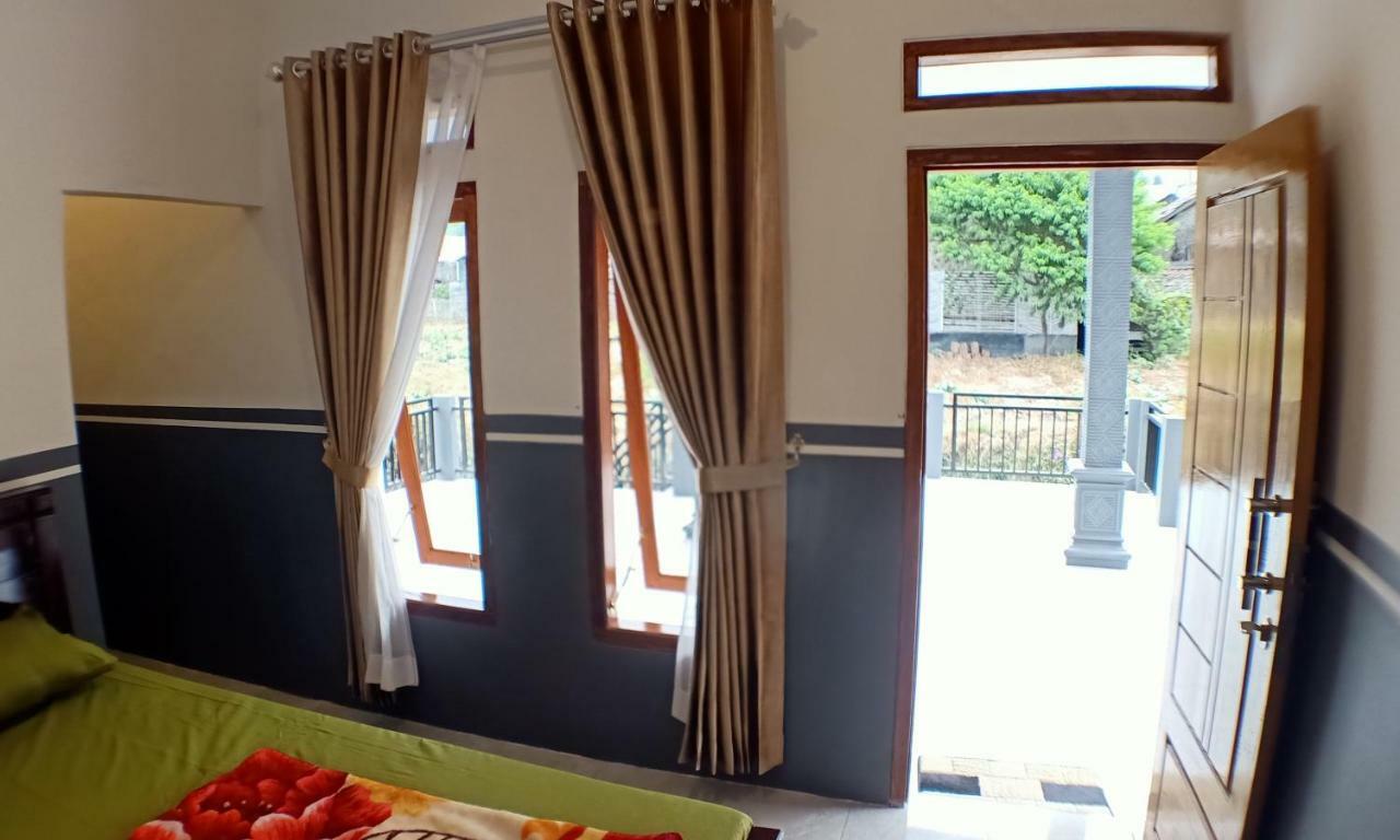 Homestay Anggun Бромо Экстерьер фото